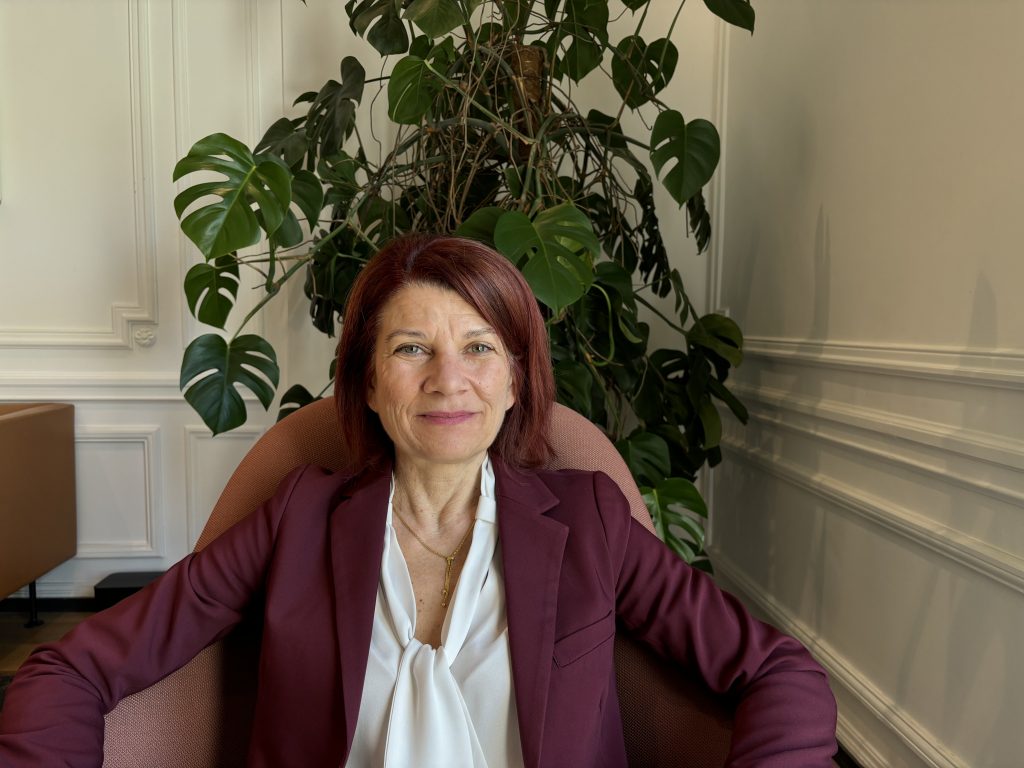 Florence GALASSO - Interview vidéo Momen Management de transition