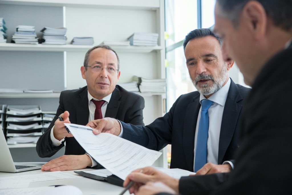 senior en entreprise - MOMEN Management de transition